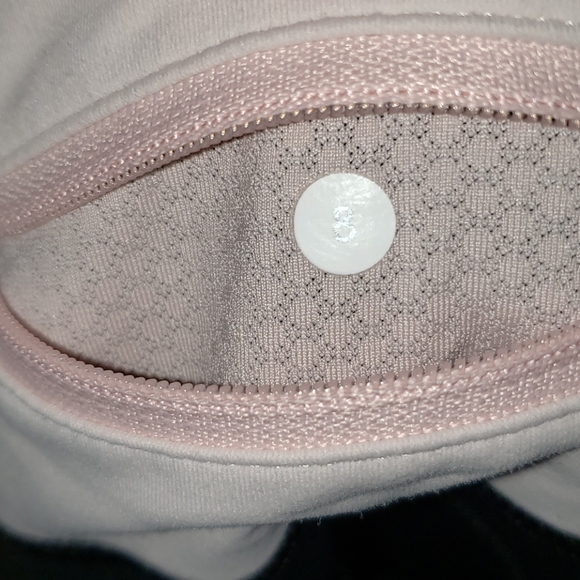 SOLD- Lululemon speed tights with ankle ruching - Picture 6 of 9